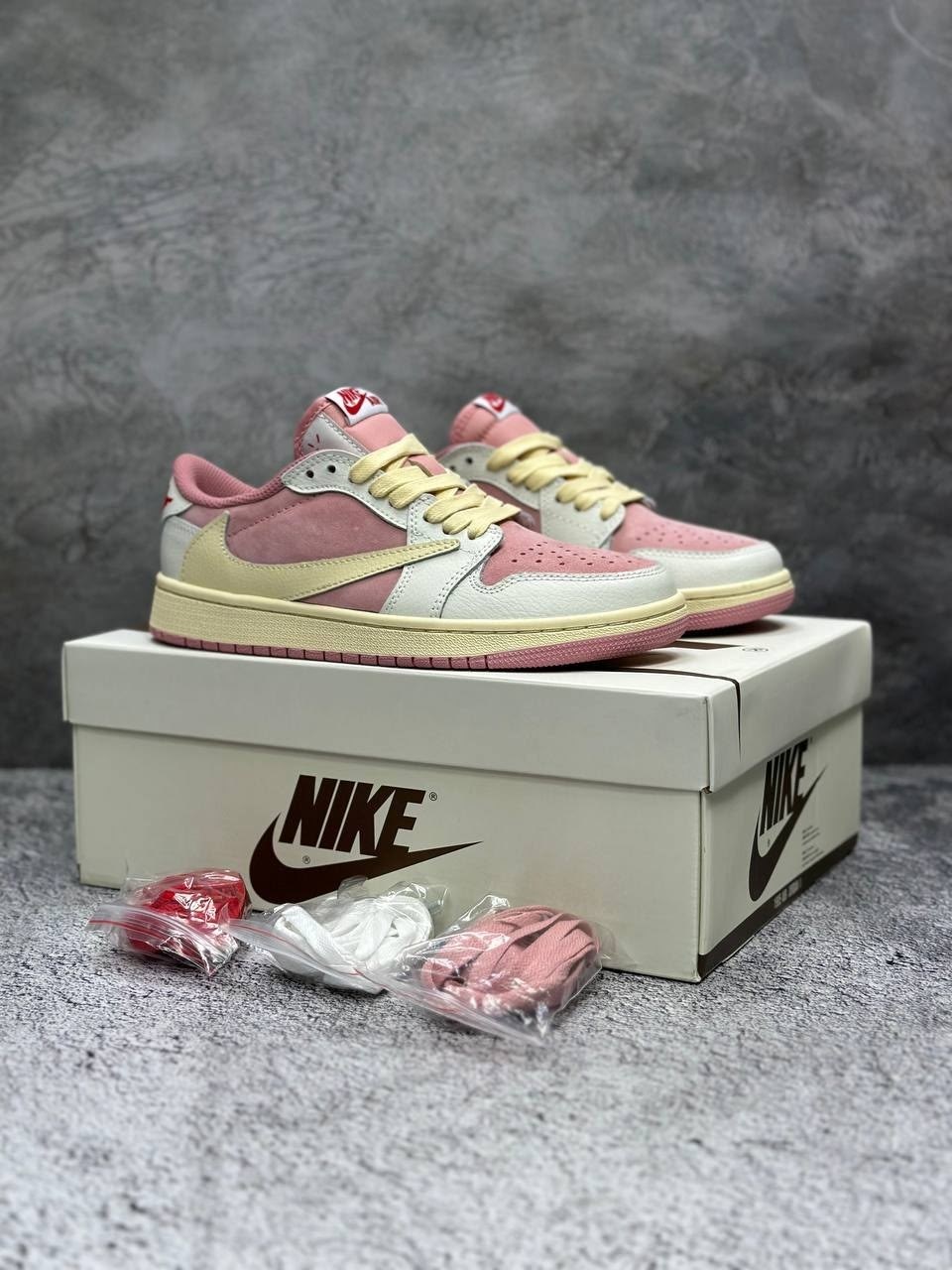 travis scott x air jordan 1 low sail shy pink,кроссовки travis scott x air jordan 1 low,женские кроссовки nike air jordan 1 low travis scott розовые,кроссовки air jordan 1 low x travis scott 'shy pink