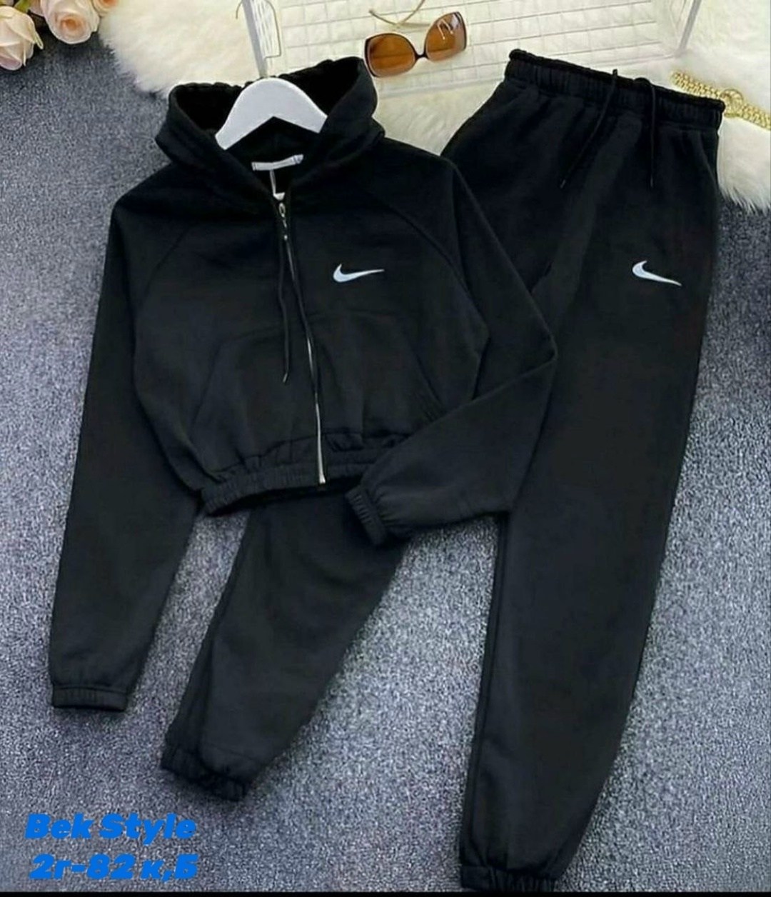 спортивные костюмы женские на флисе,спортивный костюм на флисе,костюм-двойка "nike",спортивные костюмы женские,спортивный костюм флисовый