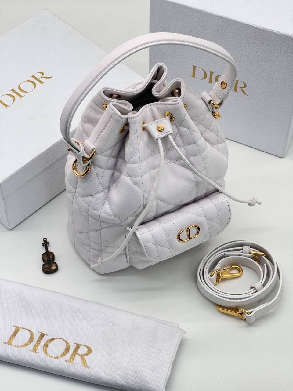dior сумка,сумка диор белая,сумка диор,стильная сумка,сумка леди диор белая