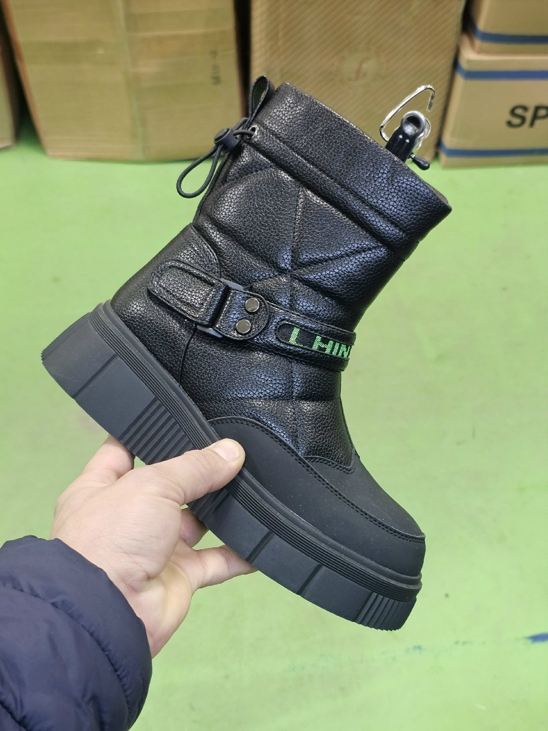 ,женская зимняя ,дутики женские, женская,женские сапоги