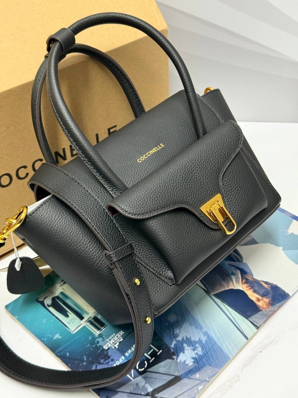 сумка coccinelle,женская сумка coccinelle,coccinelle сумка coccinelle натуральная кожа,сумка-тоут coccinelle,coccinelle кожаная сумка сэтчел coccinelle beat soft