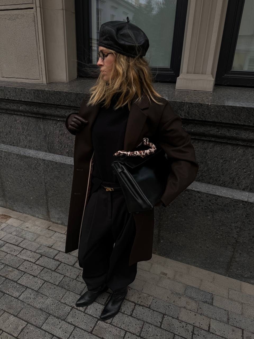 свитер,оверсайз свитер,брюки модные,свитер женский