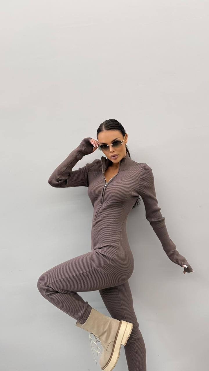 комбинезон женский в рубчик,трикотажный комбинезон,комбинезон женский,комбинезон стильный,комбинезон теплый