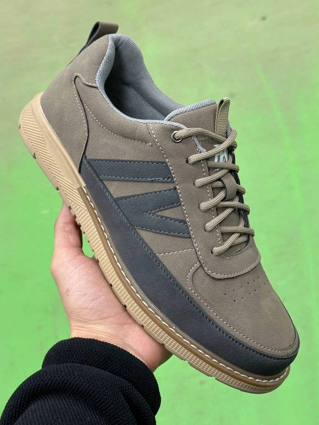 ,мужская ,мужская  кроссовки,кроссовка мужской,спортивная