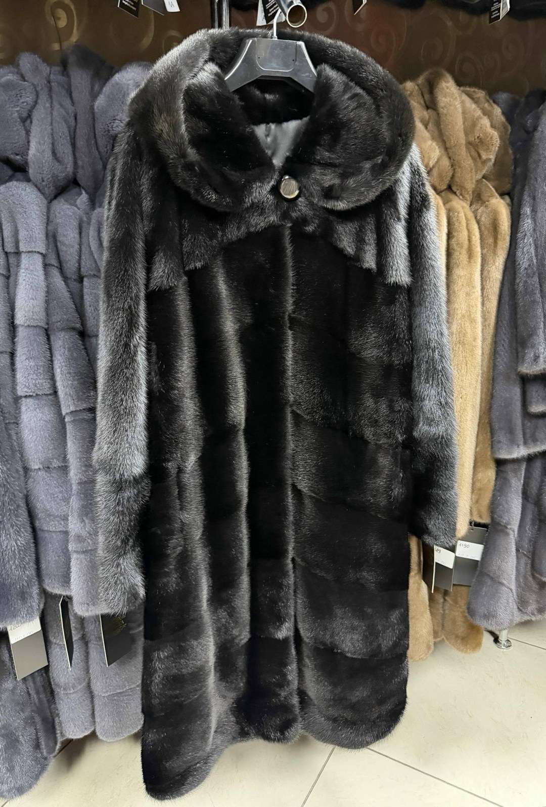 норковая шуба с капюшоном,шуба норковая,норковая шуба поперечка с капюшоном черная,шуба из норки,шуба норка