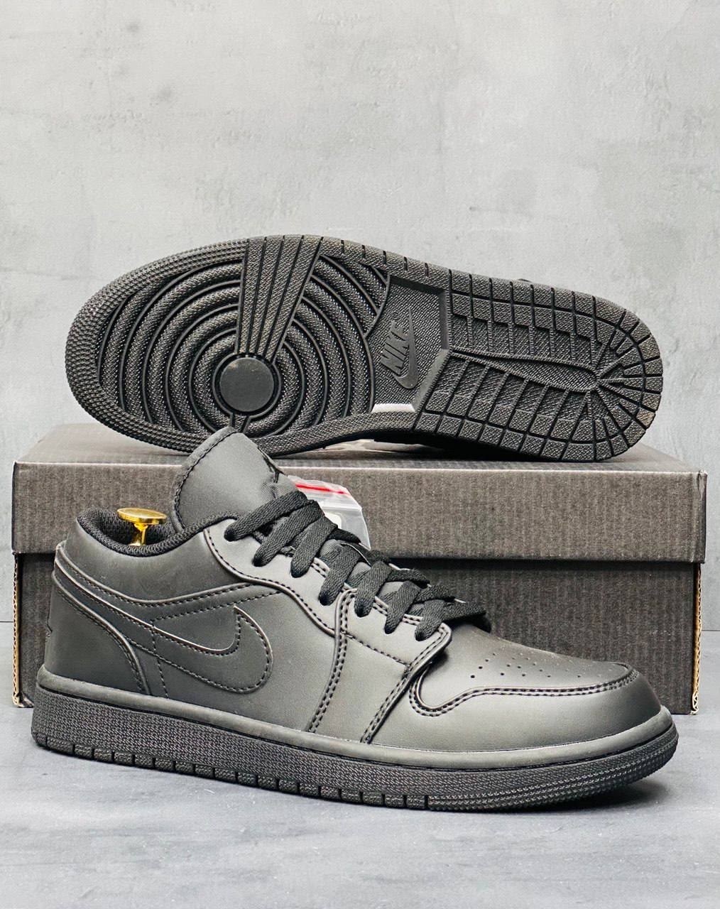 air jordan 1 low "triple black",jordan 1 low "triple black",кроссовки nike air jordan 1 low,nike air jordan 1 low,nike air jordan 1 low black