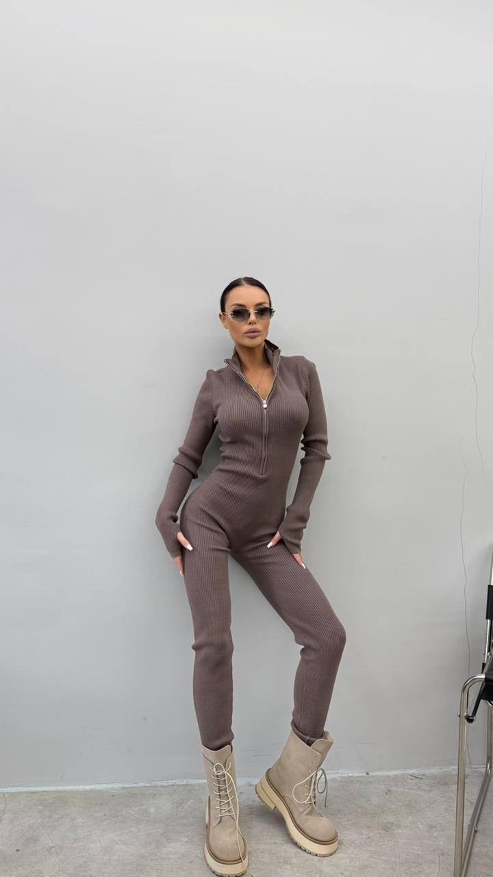 комбинезон женский в рубчик,трикотажный комбинезон,комбинезон женский,комбинезон стильный,комбинезон теплый