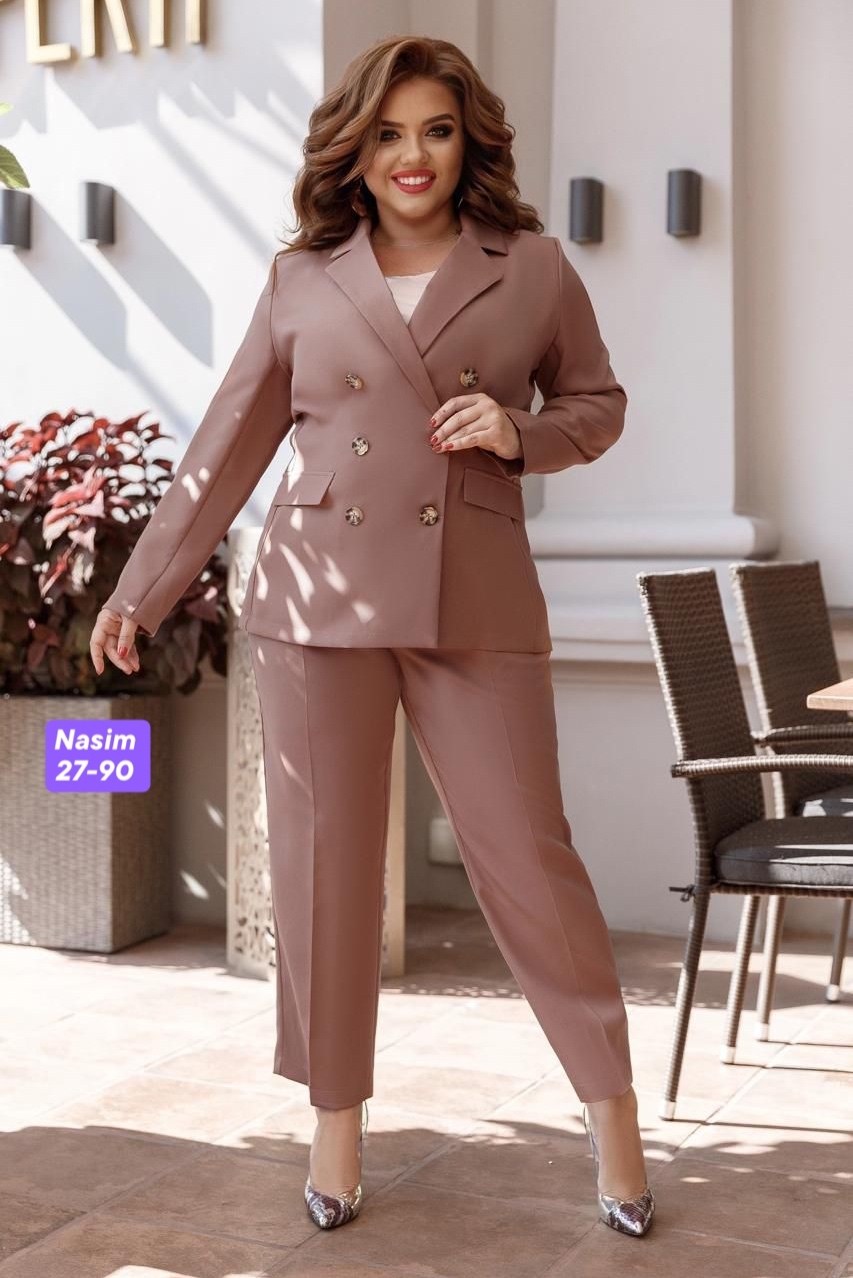 брючный костюм женский большие размеры,женские костюмы брючные,брючный костюм больших размеров,костюм женский брючный с пиджаком большой размер,брючный костюм женский для полных