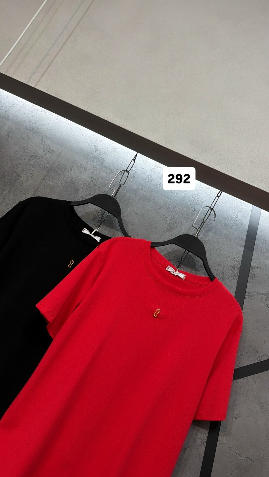 футболка,женская футболка,летние футболки,черная футболка женская,стильная футболка