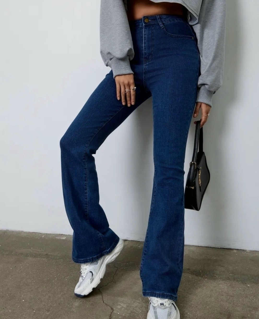 джинсы женские клеш,джинсы женские клеш с высокой посадкой,женские джинсы,джинсы клеш,джинсы клеш от колена с высокой посадкой