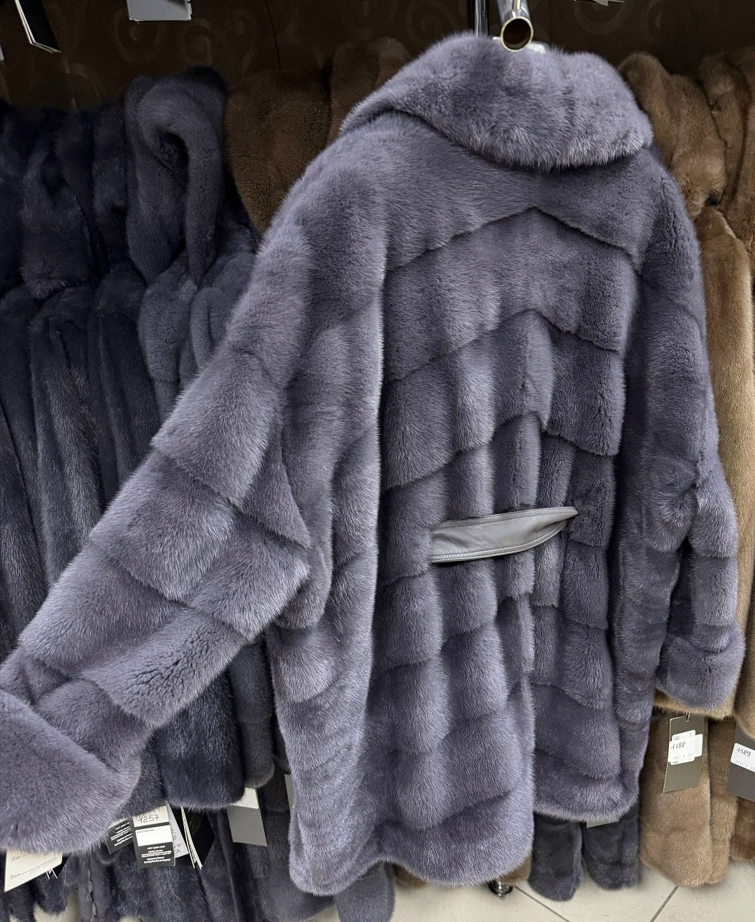 шубка из меха импортной плюшевой норки с английским воротником,норковая шуба,шуба,шуба из норки,норка шуба