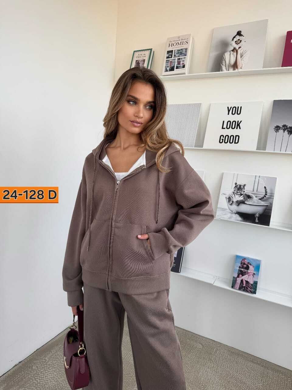 женский костюм двойка,cпортивный костюм женский на флисе,женский костюм на флисе,спортивные женские костюмы,женские костюмы