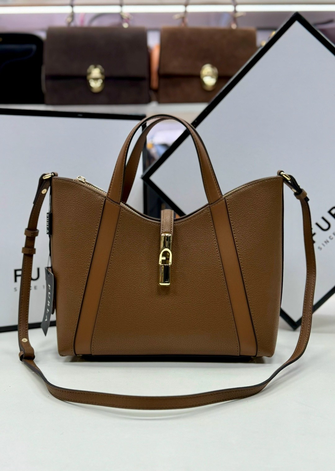 сумка,сумки фенди,сумка женская,сумка fendi,женская сумка fendi