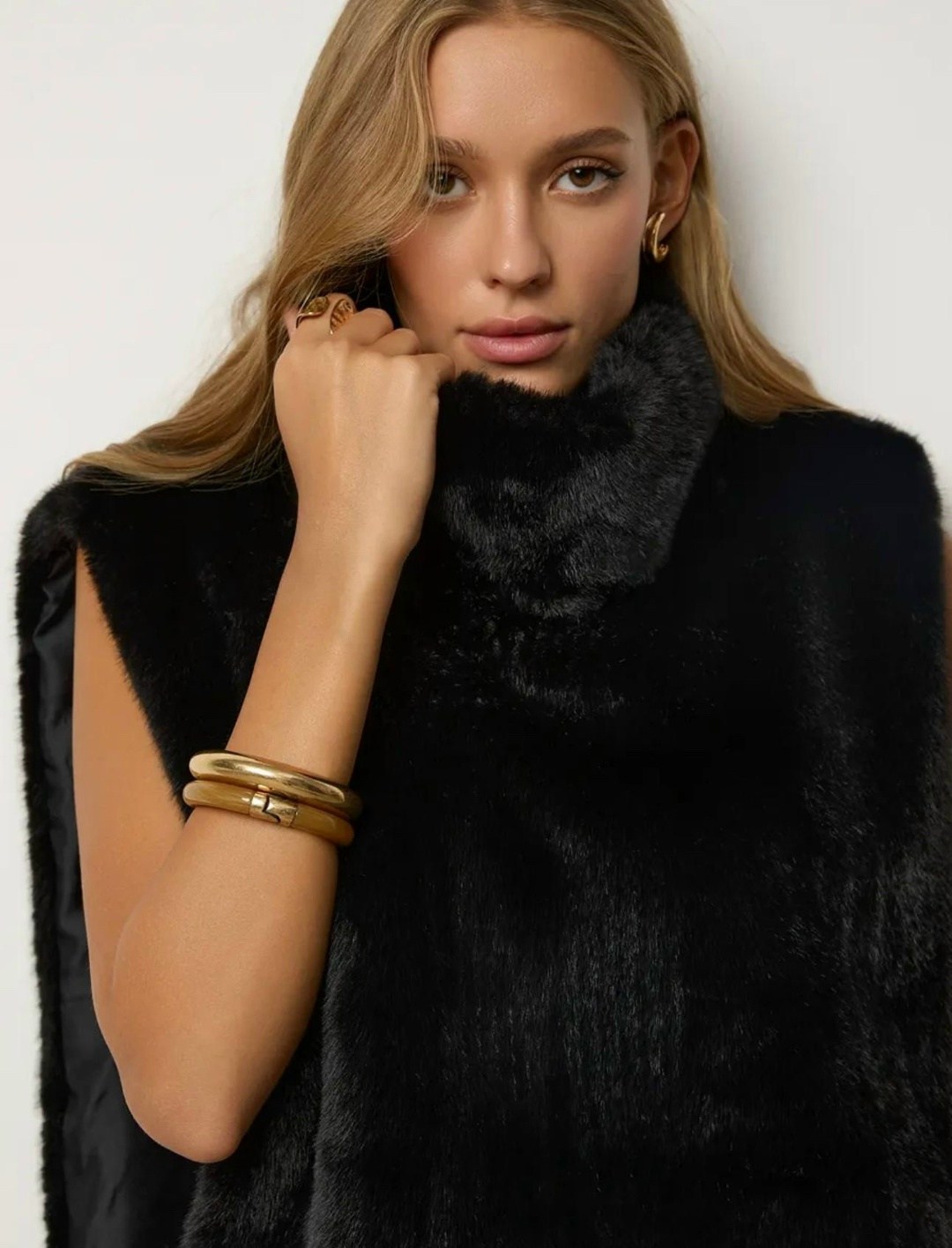 манишка меховая,манишка меховая норка azules,манишка из меха норки,манишка меховая женская,норковая манишка