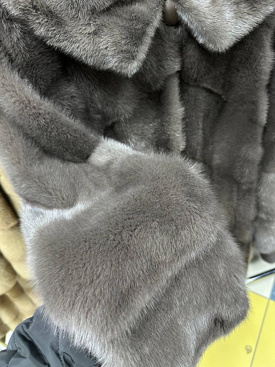 шубка из меха европейской норки с капюшоном цвет графит,шуба норковая,шуба норковая в цвете графит,шубка из меха европейской норки с капюшоном,норковая шуба с капюшоном