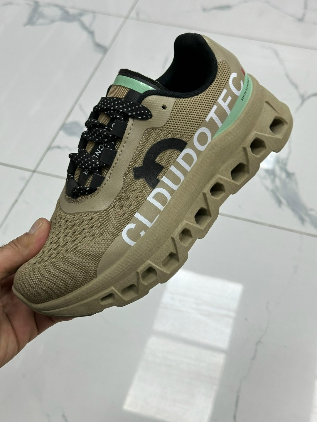 женские кроссовки,кроссовки удобные,кроссовка,кроссовки,кроссовки cпортивные