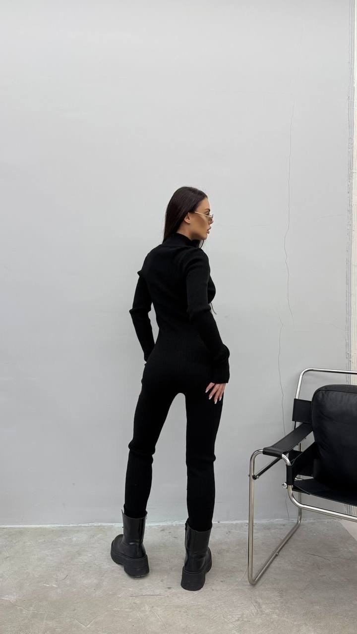 комбинезон с молнией в рубчик спортивный брючный forever&ever,комбинезон трикотажный облегающий чёрный,комбинезон женский спортивный,комбинезон спортивный в рубчик,комбинезон спортивный