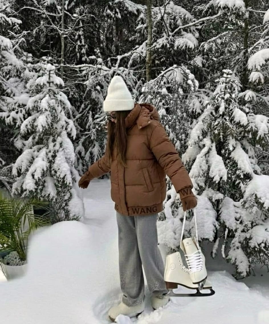 женская зимняя куртка,зимний стиль,куртка зимняя,зеленый пуховик,зимние образы