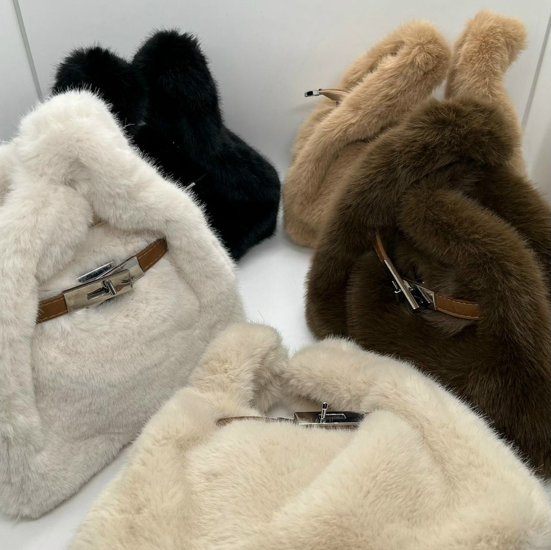 сумка меховая,женская меховая сумка,сумка с мехом через плечо,меховая сумочка,плюшевая сумка