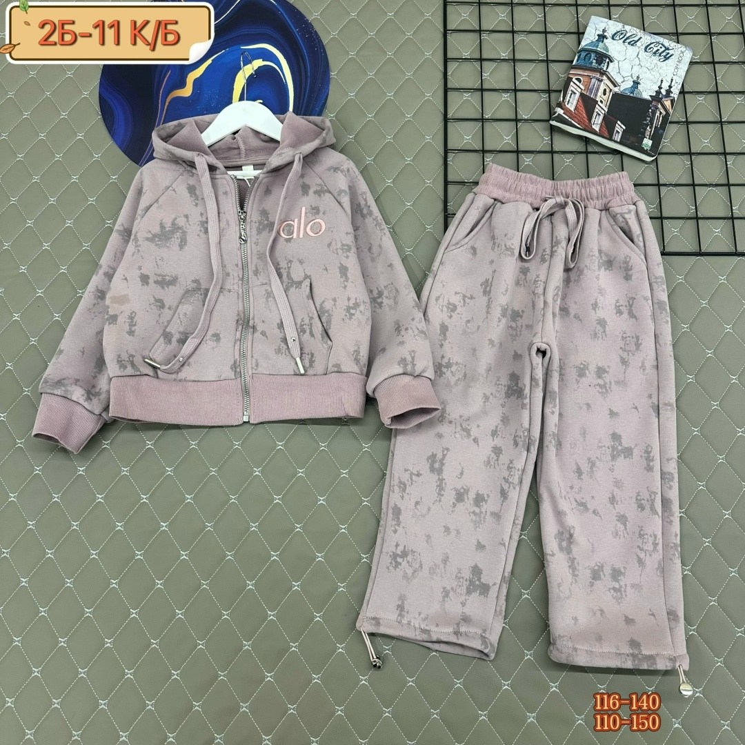 ребенок,чтение книг,книг,дети читают книги,девочка с книгами