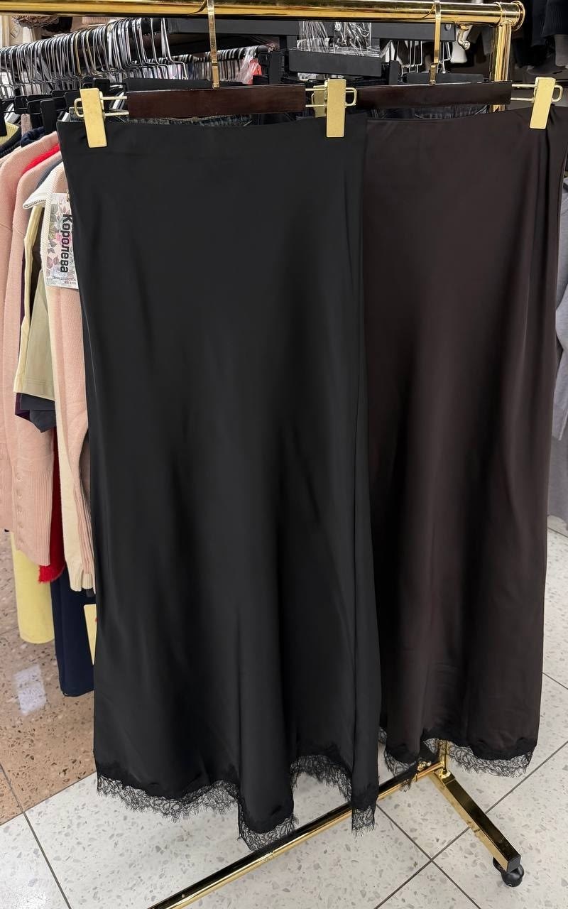 юбка атласная кружево,юбка миди с кружевной отделкой коричневый,юбка с кружевами,кружевная юбка,атласная юбка