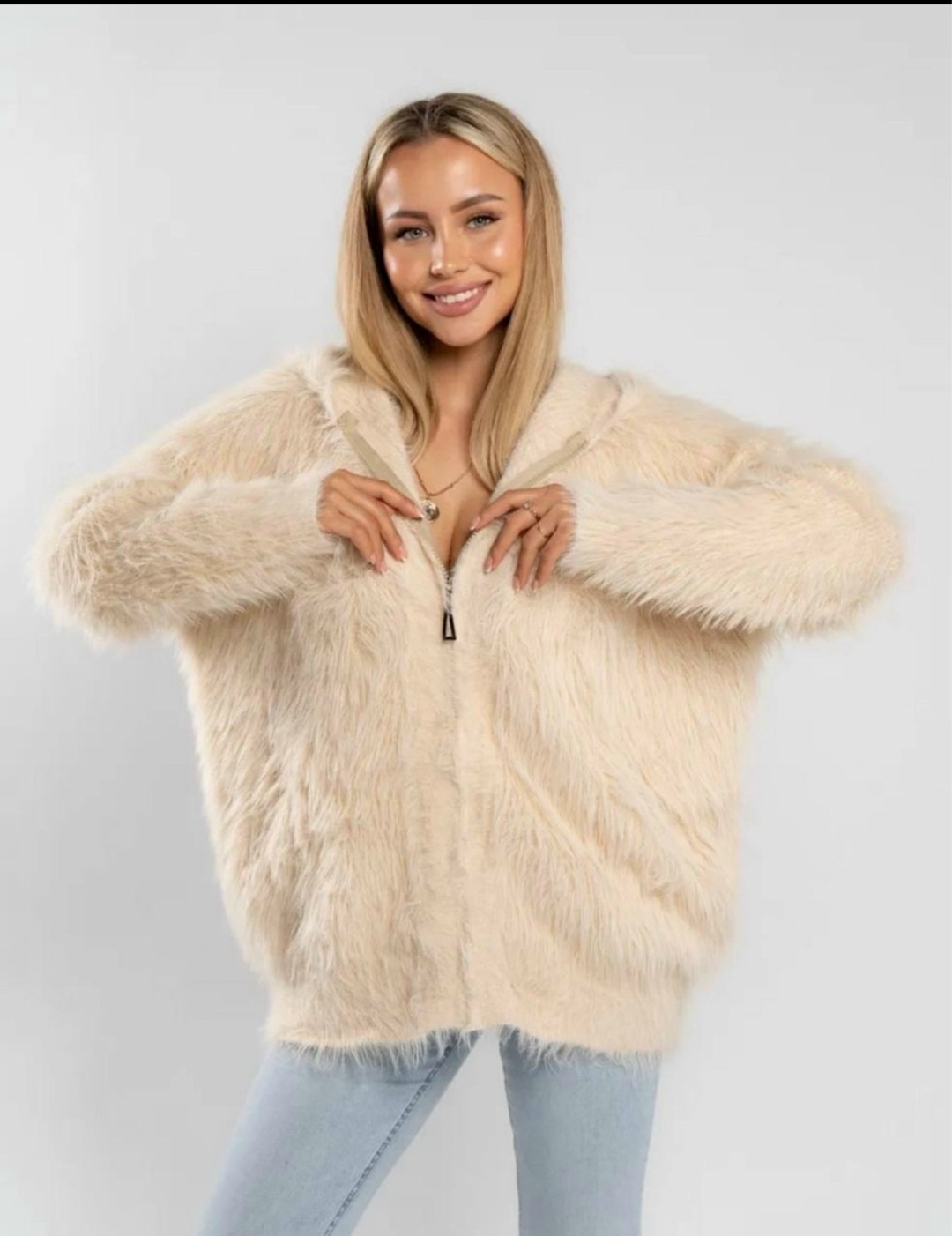 пушистая кофта,шуба пушистая,кофта пушистая с длинным рукавом на замке,шуба искусственная,женская шуба