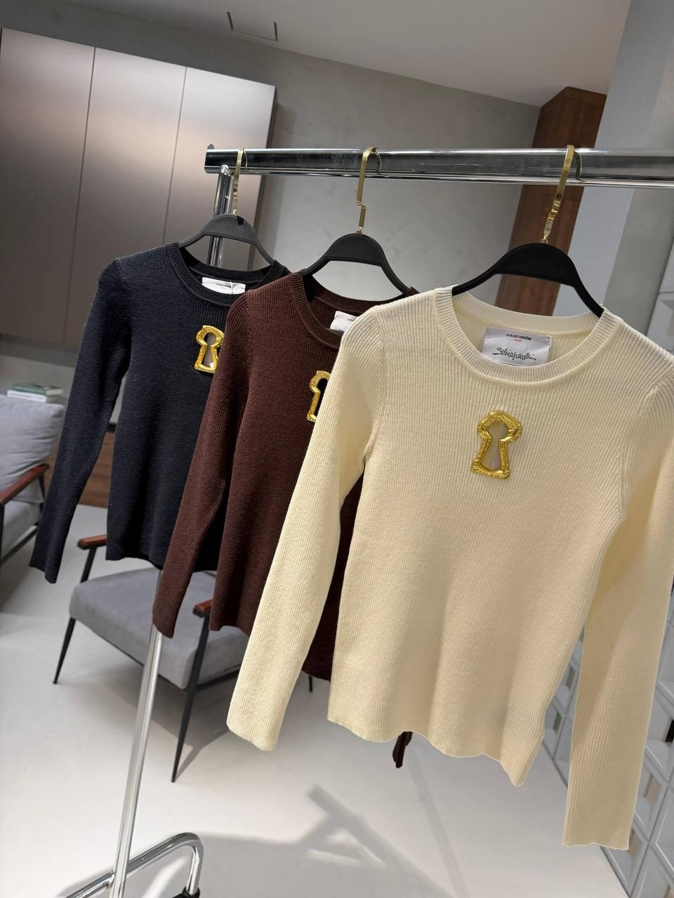 стильный свитер,костюм с юбкой,одежда для женщин,трикотажные костюмы женские