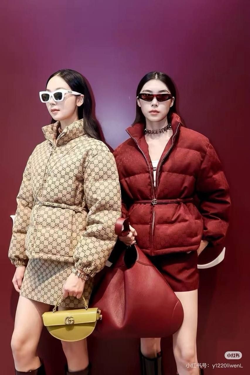 пуховик gucci,женский бордовый пуховик gucci,пуховики оверсайз,куртка оверсайз,пуховик куртка