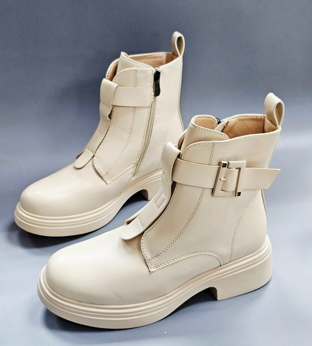 ,женские ботинки,зимние ботинки женские,ботинки женские на шнуровке,бежевые ботинки
