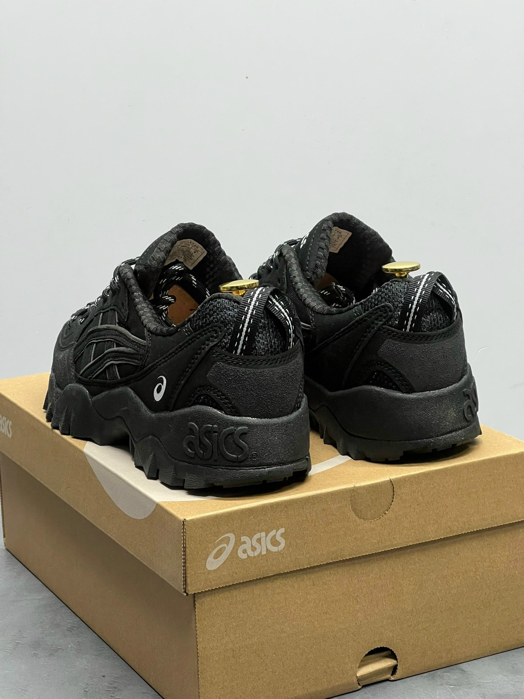 мужские кроссовки asics,кроссовки asics gel-pickax,кроссовки asics,мужские кроссовки asics gel-nandi,кроссовки asics gel