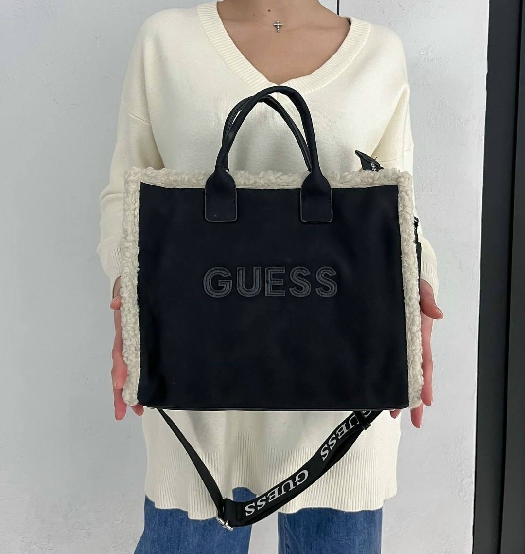 сумка женская guess,сумка guess,сумка-тоут guess silvana compartment светло-коричневая,сумка guess silvana mini,большая светло-коричневая сумочка silvana с овчиной guess