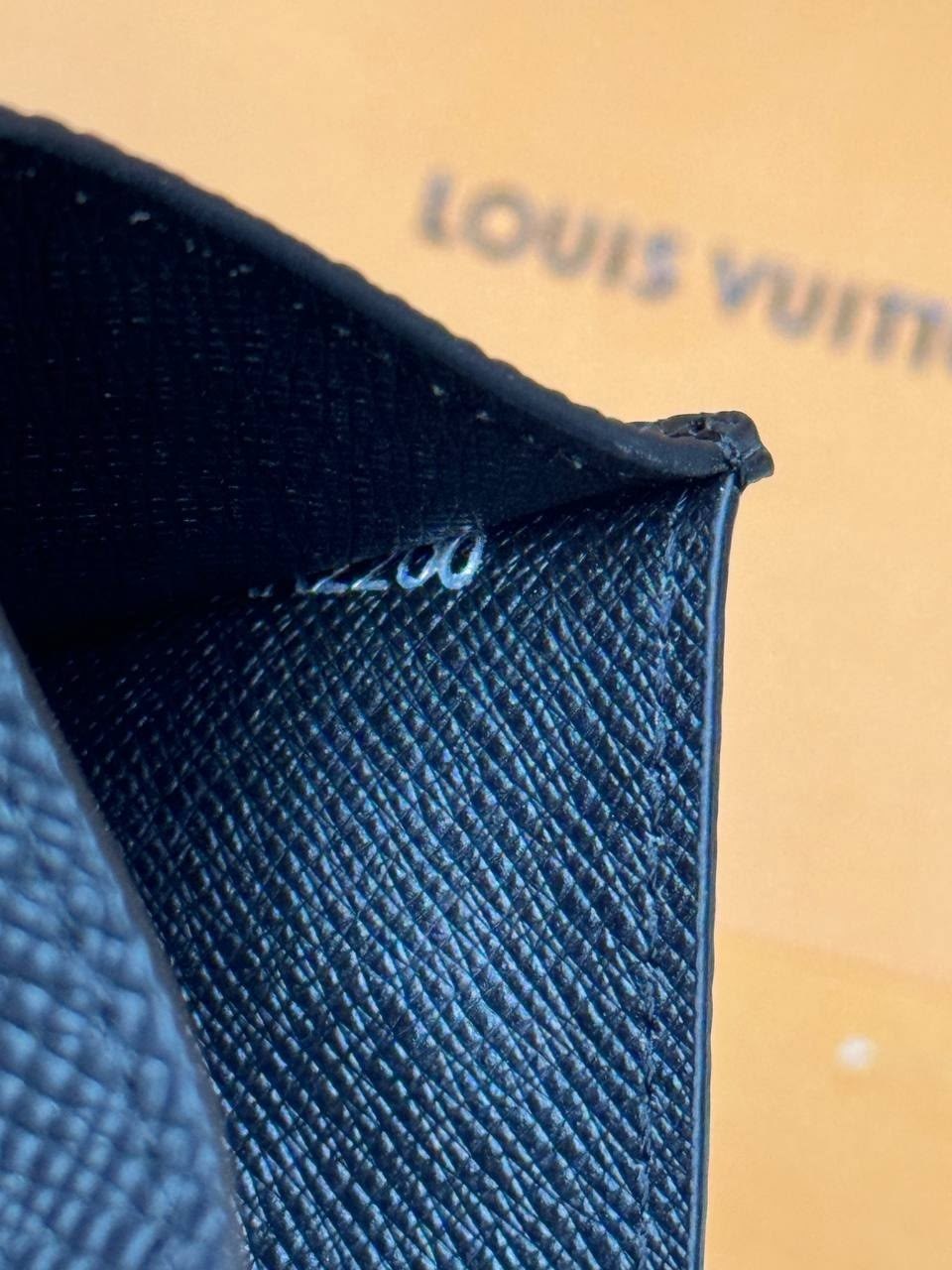 картхолдер louis vuitton,кошелек louis vuitton,louis vuitton визитница,картхолдеры louis vuitton,louis vuitton monogram