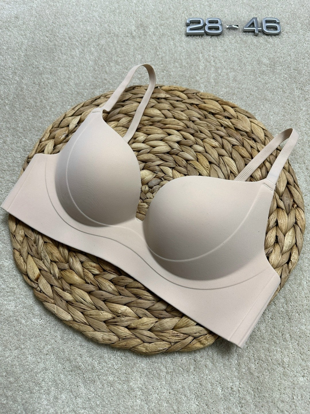 бюстгальтер,бесшовные бюстгальтеры,пуш ап бюстгальтер,женский бюстгальтер,бюстгальтер для женщин