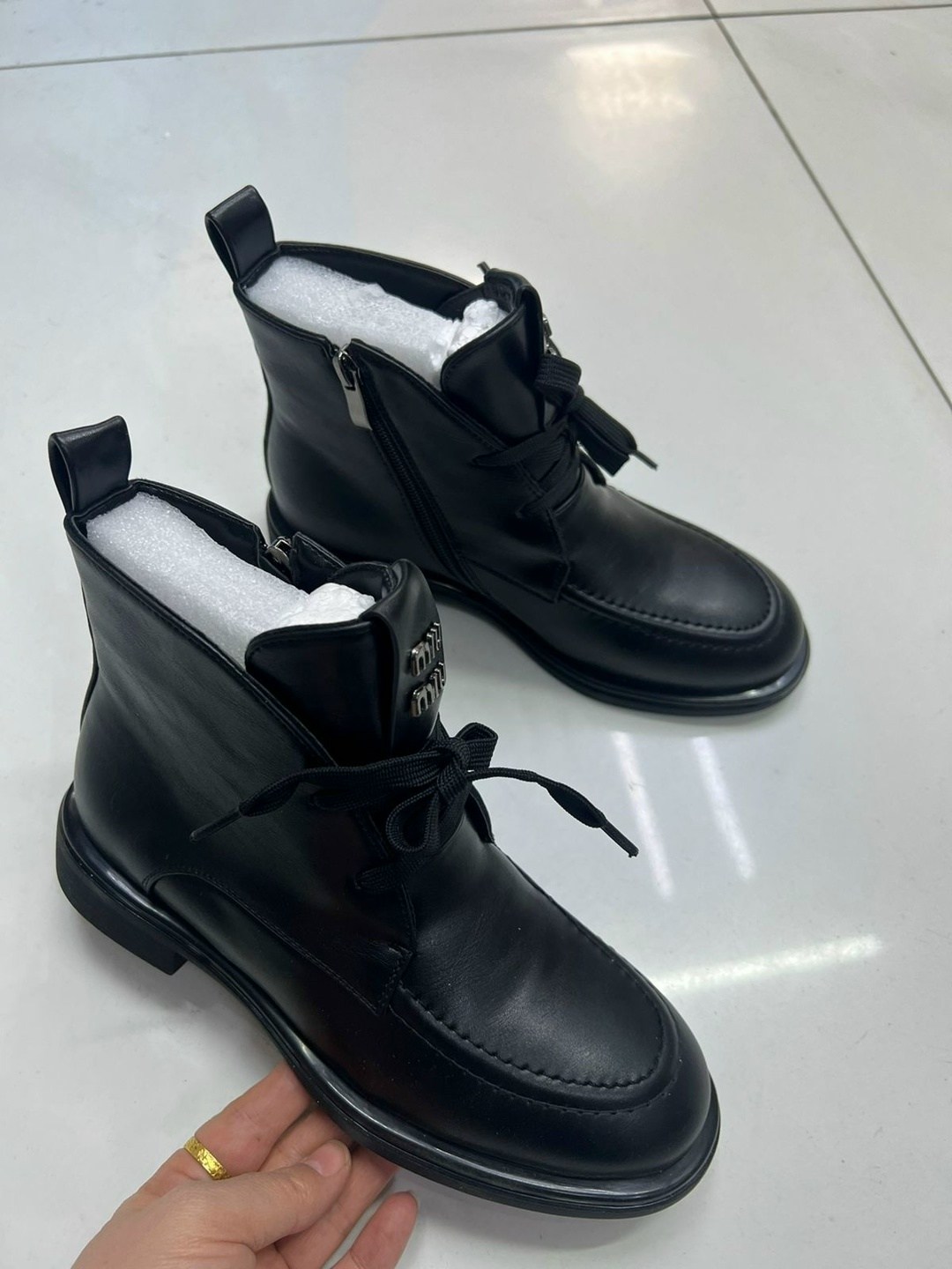 ,женские ботинки,женская ,зимняя  женская,ботинки