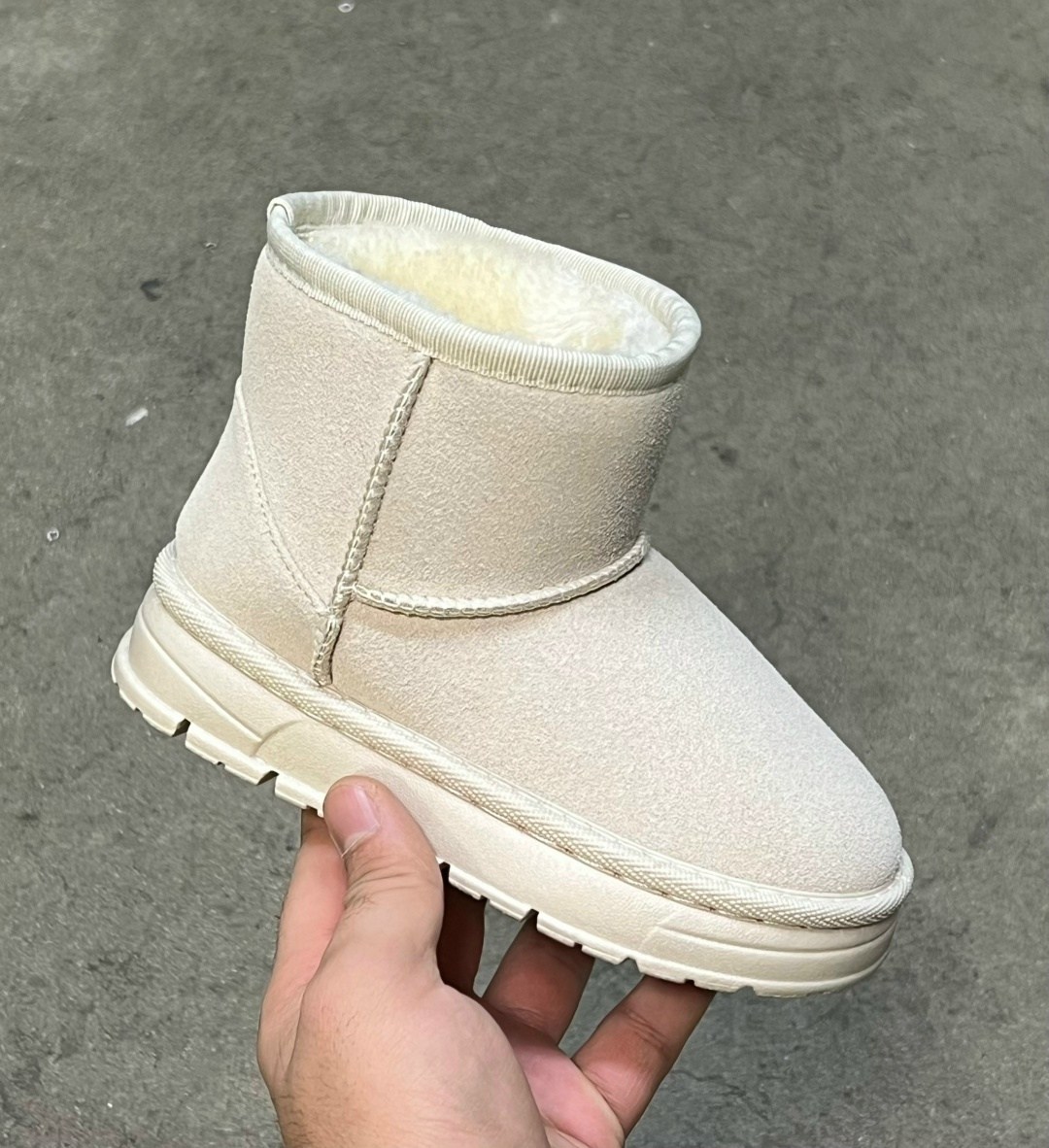 угги женские,,зимняя  женская,угги,женская