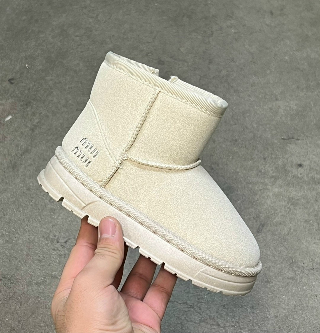 угги женские,,зимняя  женская,угги,женская