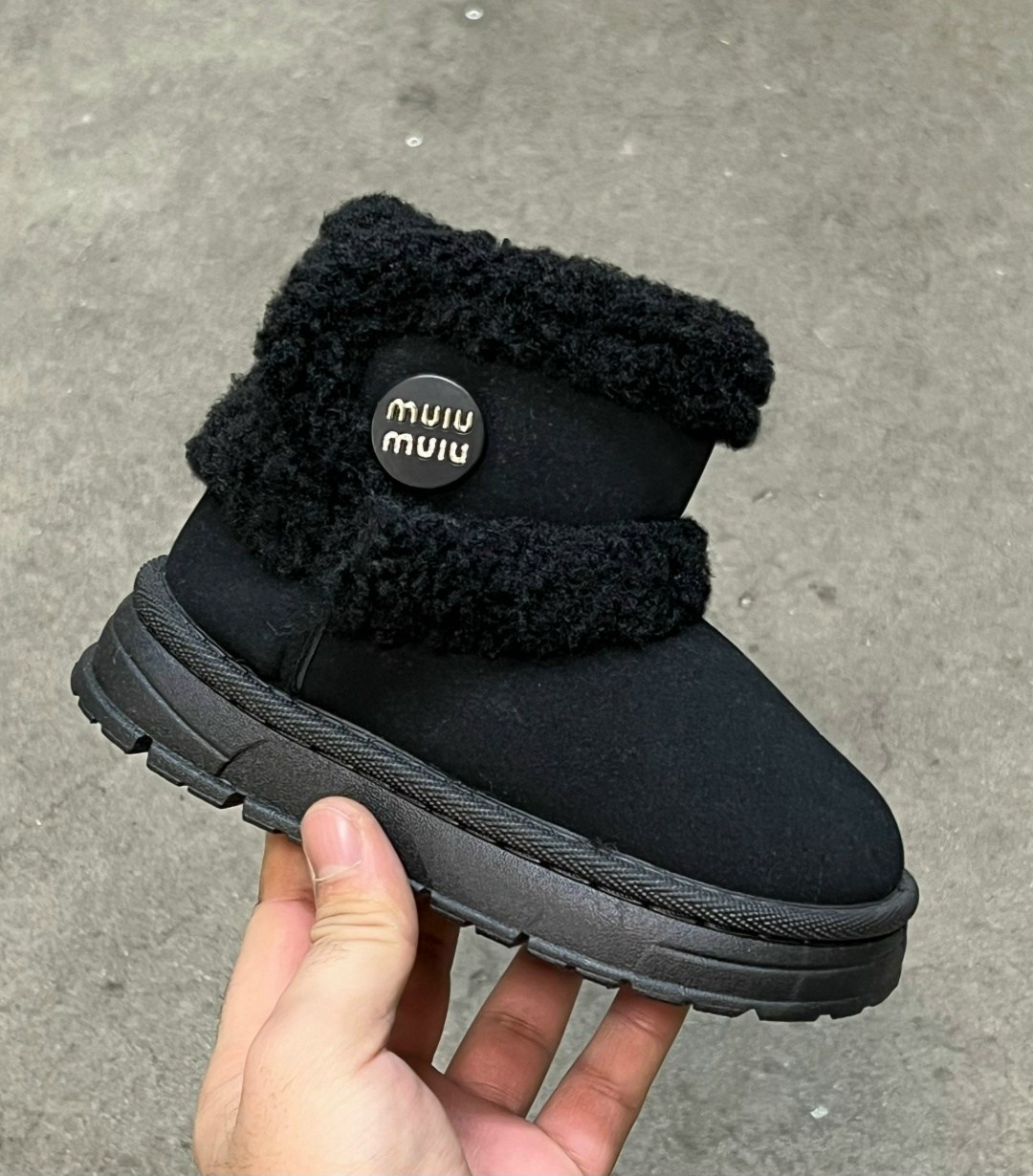 угги женские,,зимняя  женская,угги,женская