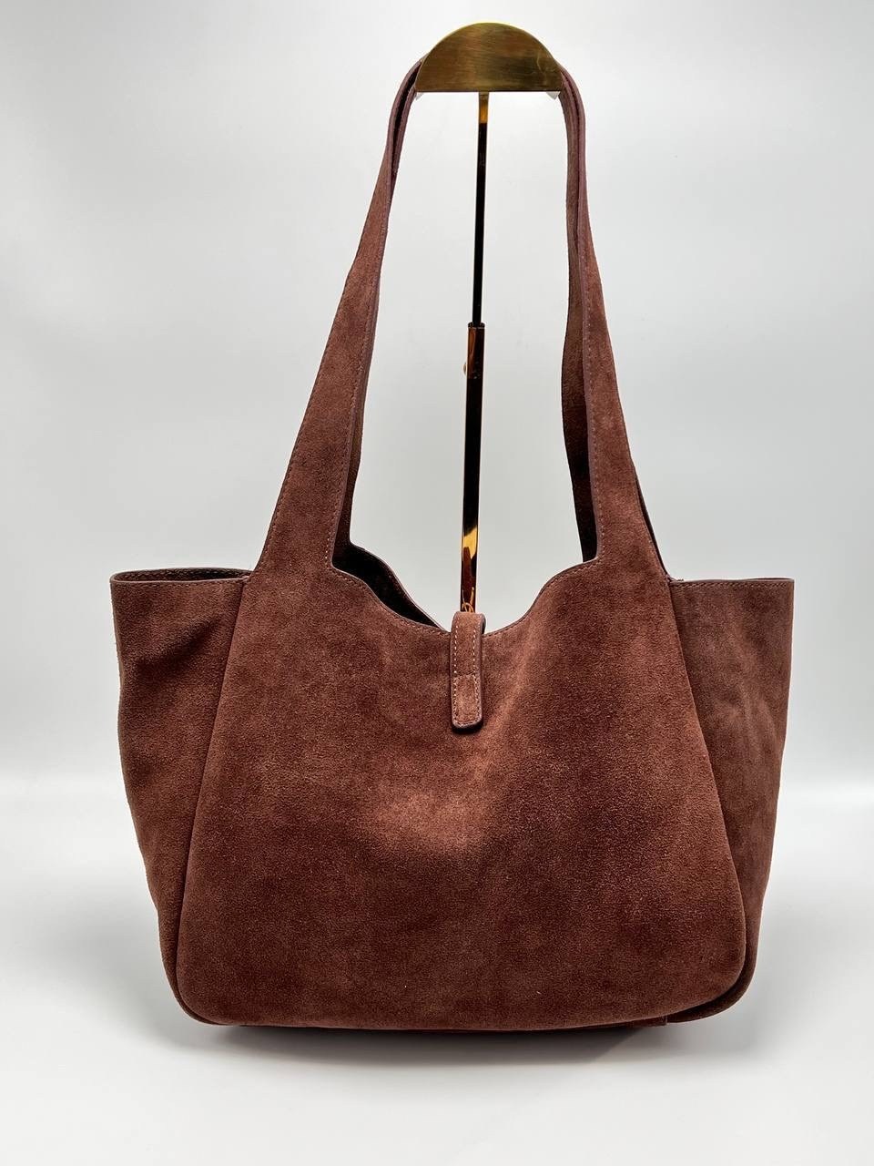 женская замшевая сумка yves saint laurent 37x29 см,сумка saint laurent женская замша бордовая,замшевые сумки,замшевая большая сумка bea ysl cabas saint laurent цвет golden leaf,сумка женская замшевая