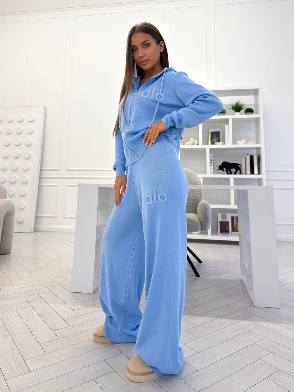 женский костюм,костюм голубой,спортивный костюм женский,трикотажный костюм,костюм кашемировый женский