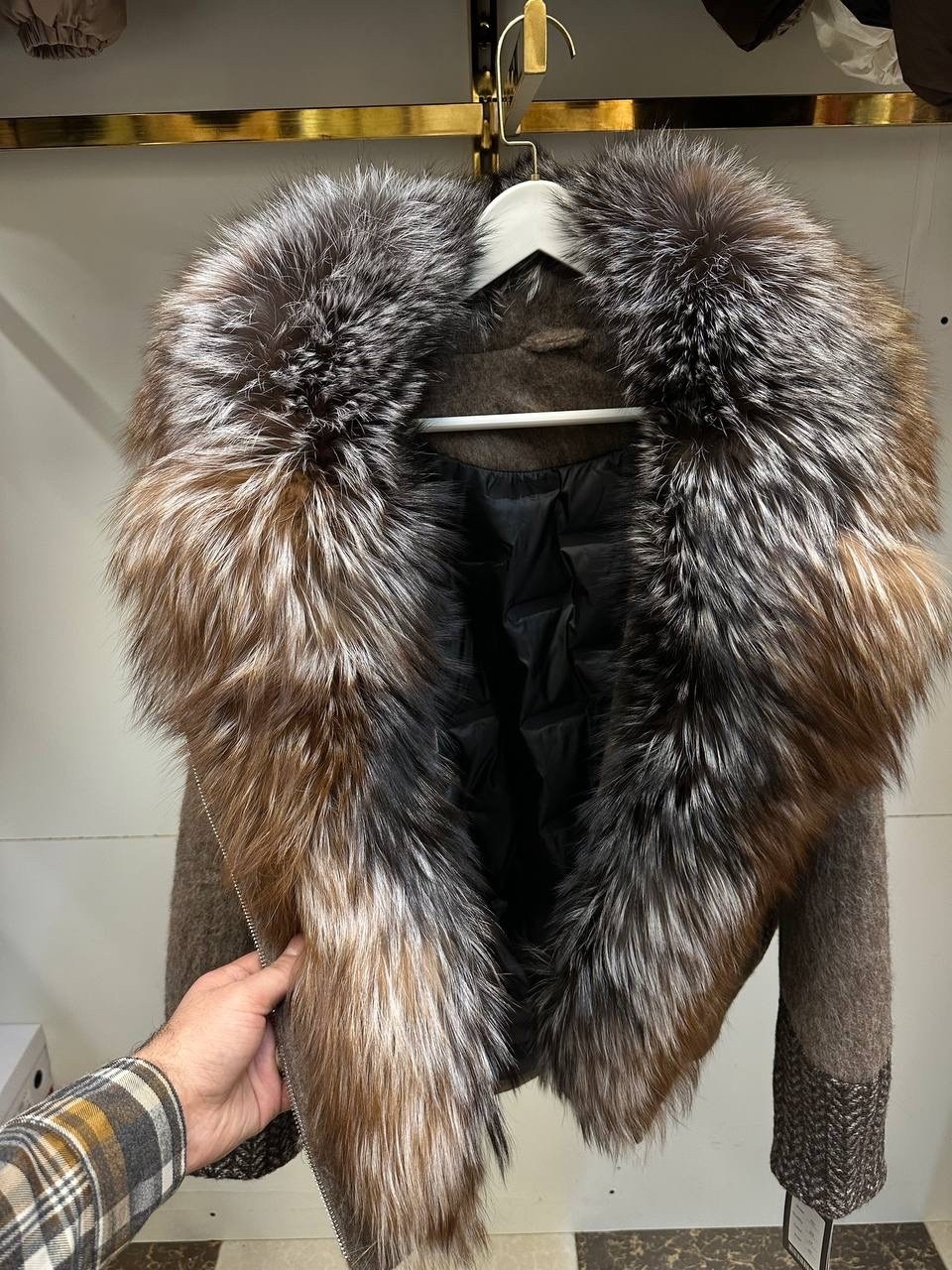 пальто зимнее,короткие пуховики,с мехом,зимняя куртка-пальто оверсайз v8oss,пуховик женский с овчиной