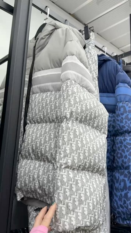 пуховик кристиан диор женский,двусторонний пуховик christian dior женский,пуховик dior,куртка диор женская,пуховик диор женский