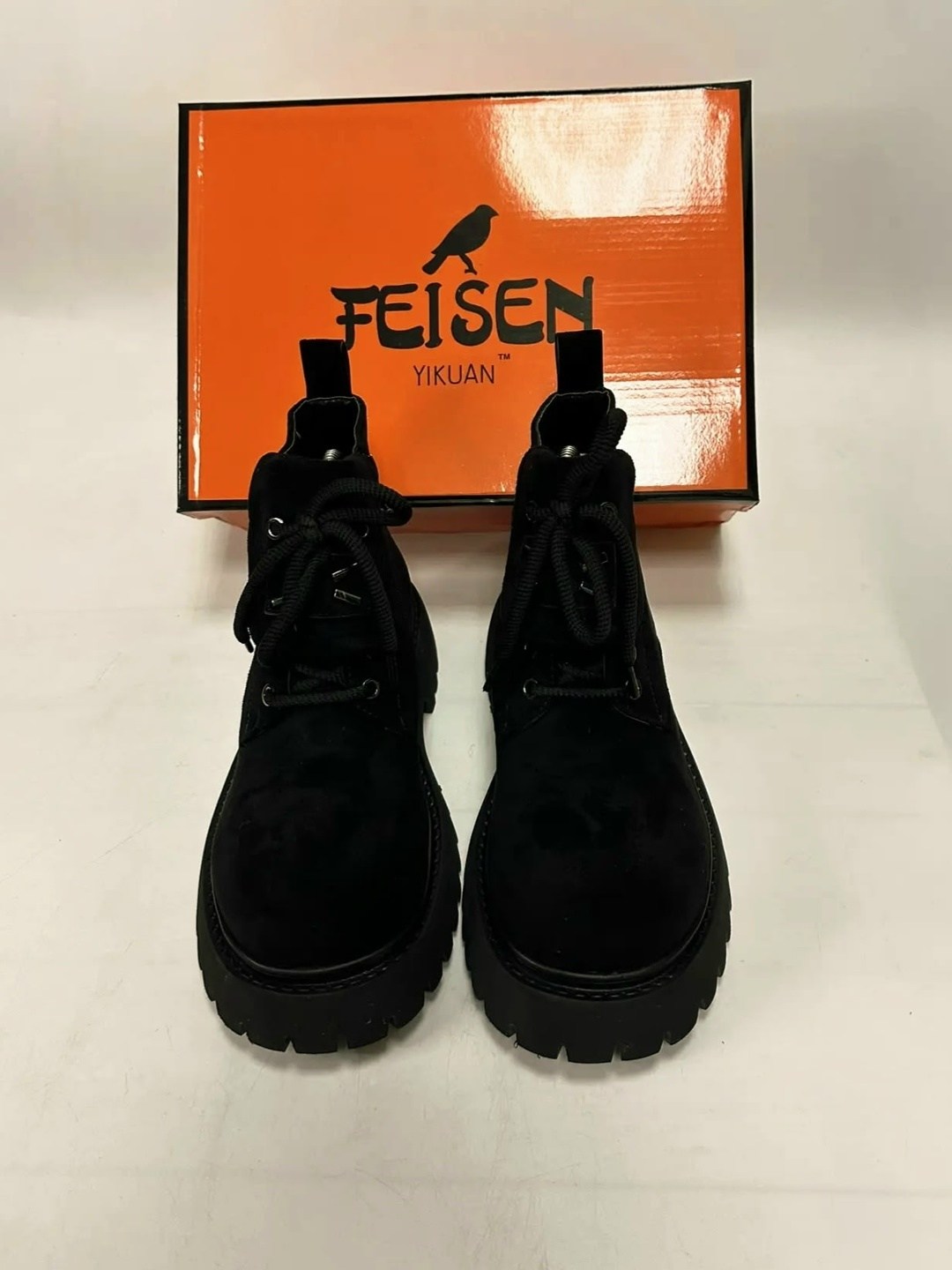 ботинки женские,,ботинки женские t.taccardi yyq24w-73 черные 39 ru, женская,замшевые ботинки