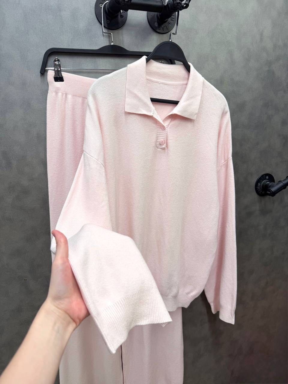 трикотажные костюмы,вязаный женский костюм свитер и брюки,костюм вязаный,костюм вязаный со штанами,вязаный женский костюм