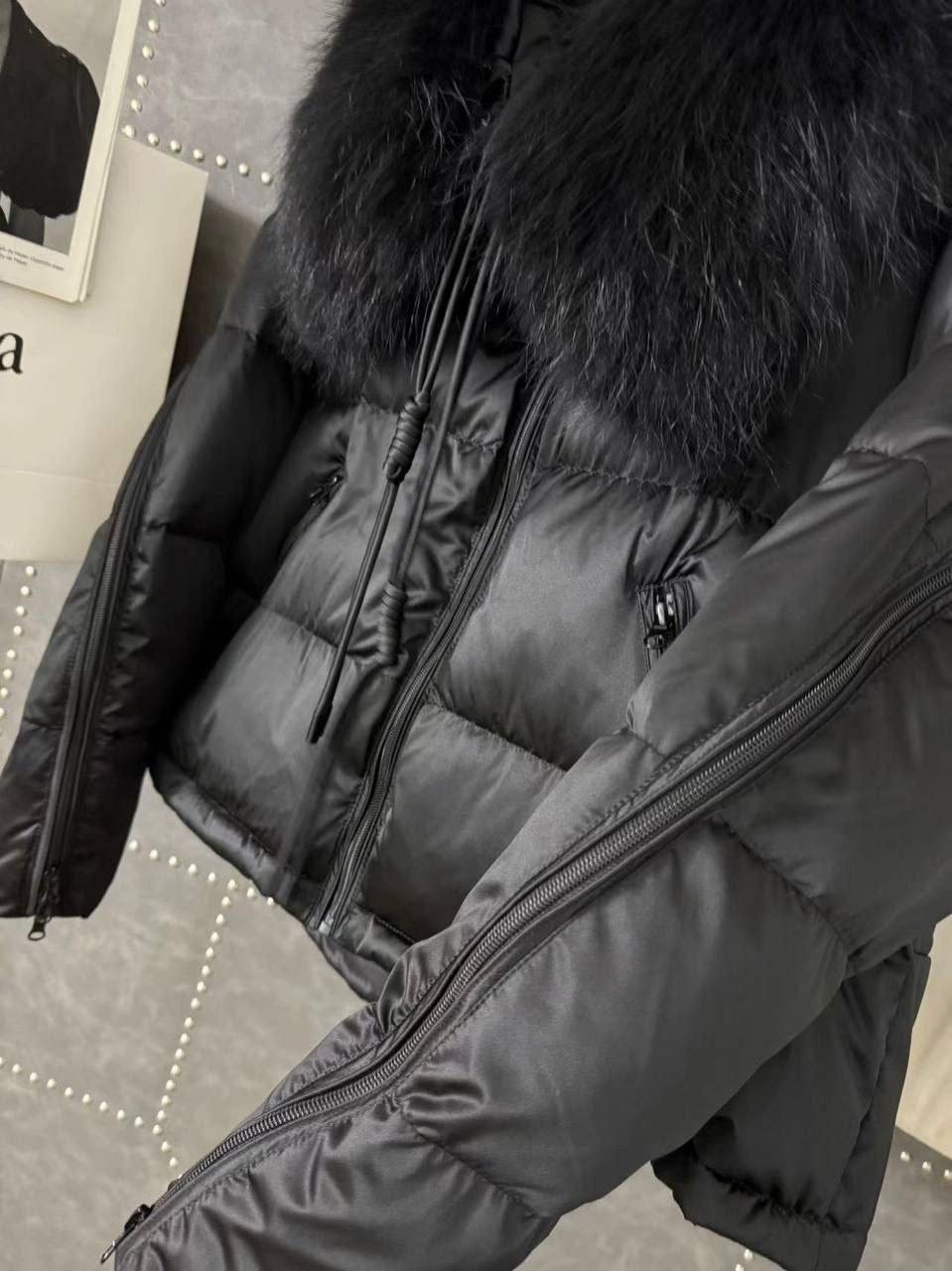 зимняя женская куртка,женский пуховик с большим меховым воротником,женский пуховик с меховым воротником на утином пуху,короткий пуховик,куртка пуховик женская