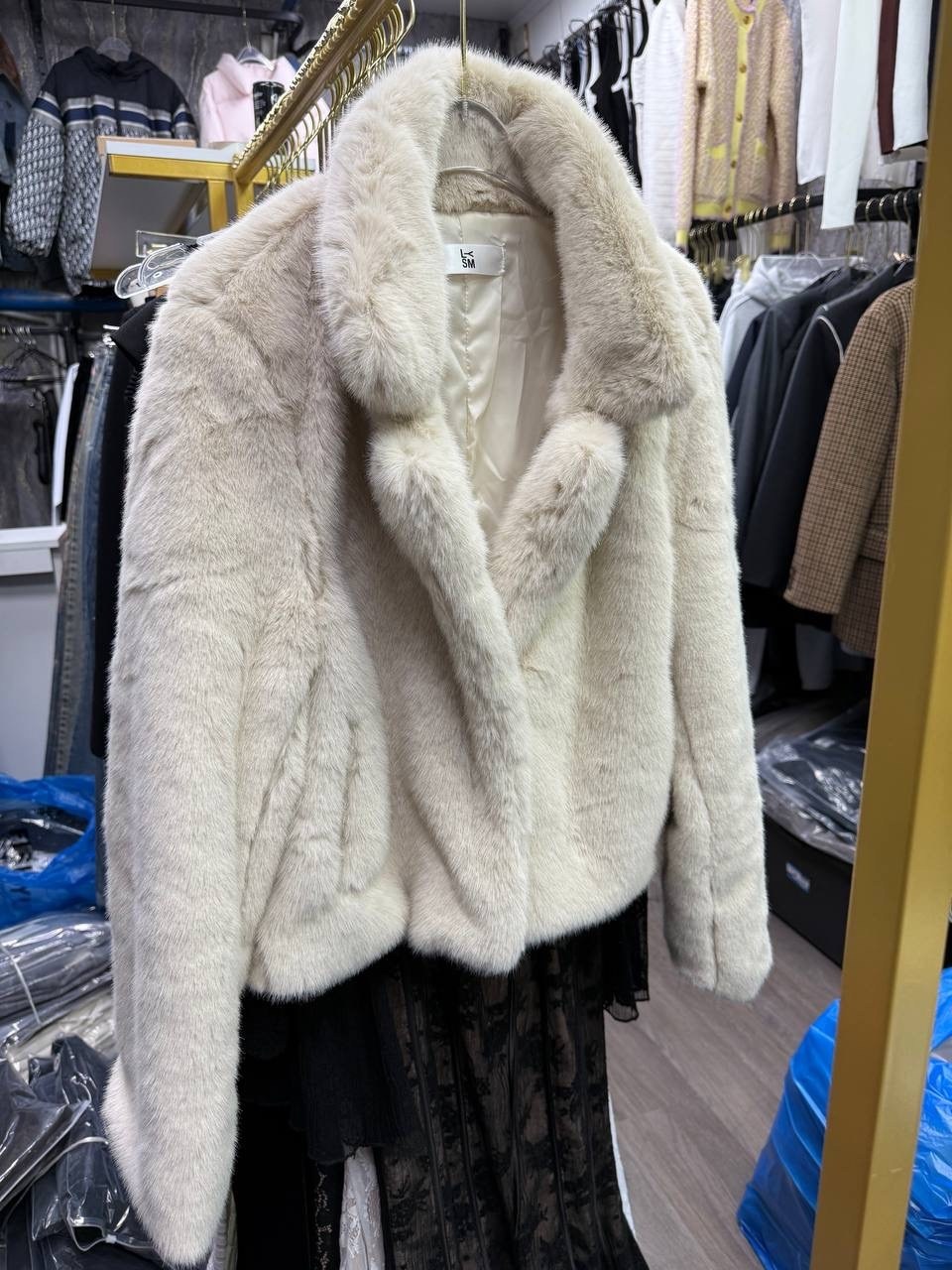 пальто из искусственного меха,женская шуба из искусственного меха норки короткая зимняя шуба с воротником-стойкой,женские толстые свободные куртки из искусственного меха норки,женская толстая свободна