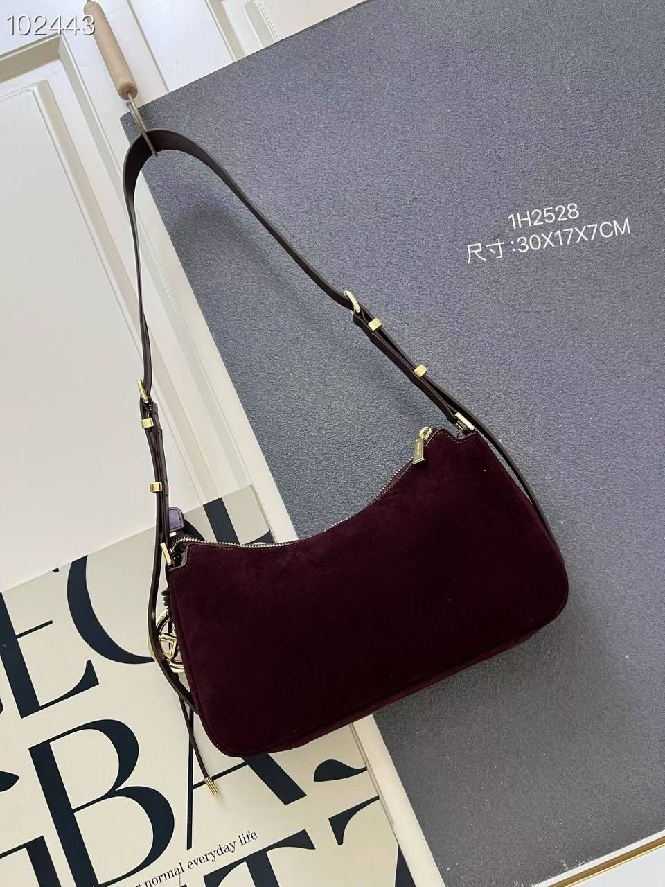 замшевая сумка,сумка,сумка на плечо,женская сумка,сумка coccinelle из натуральной замши