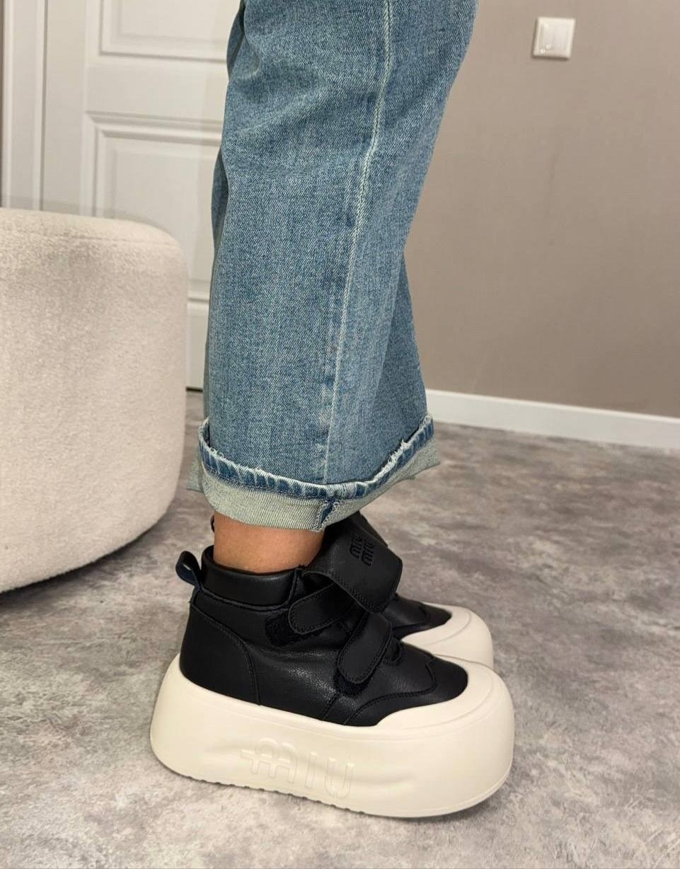 ,женская ,женские зимние ботинки balenciaga,зимние ботинки на толстой подошве женские,зимняя