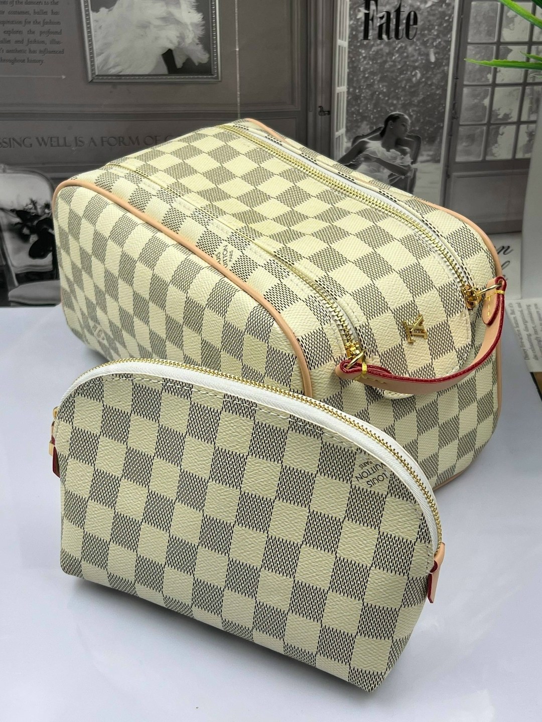 косметичка louis vuitton,походная косметичка луи виттон,луи виттон косметичка,большая косметичка от луи виттон,косметичка луи витон