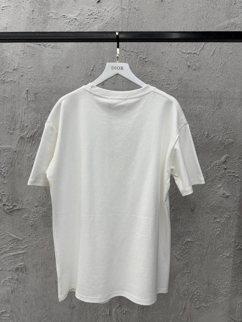 футболка,футболка с принтом,летние футболки,футболка с вышивкой,стиль футболка