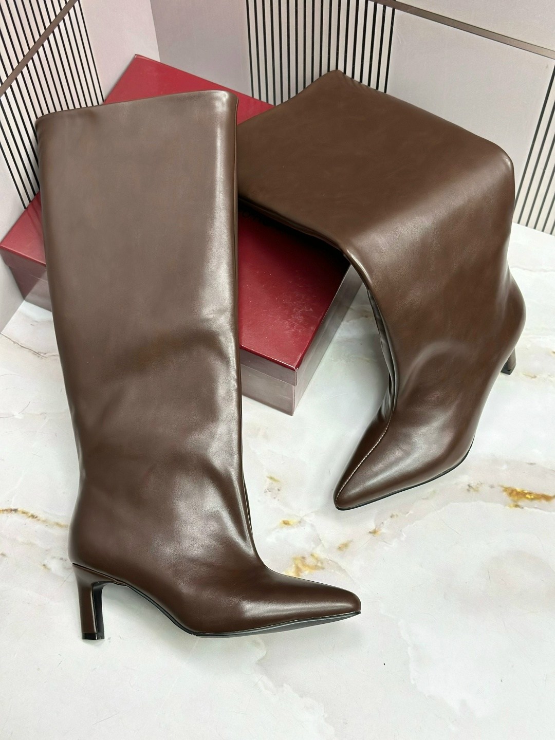 модные сапоги,сапоги женские,сапоги,сапоги на каблуке,сапоги на каблуке высокие